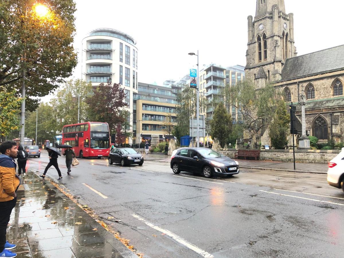 Greater London Holiday Let @ Hanwell Appartement Buitenkant foto